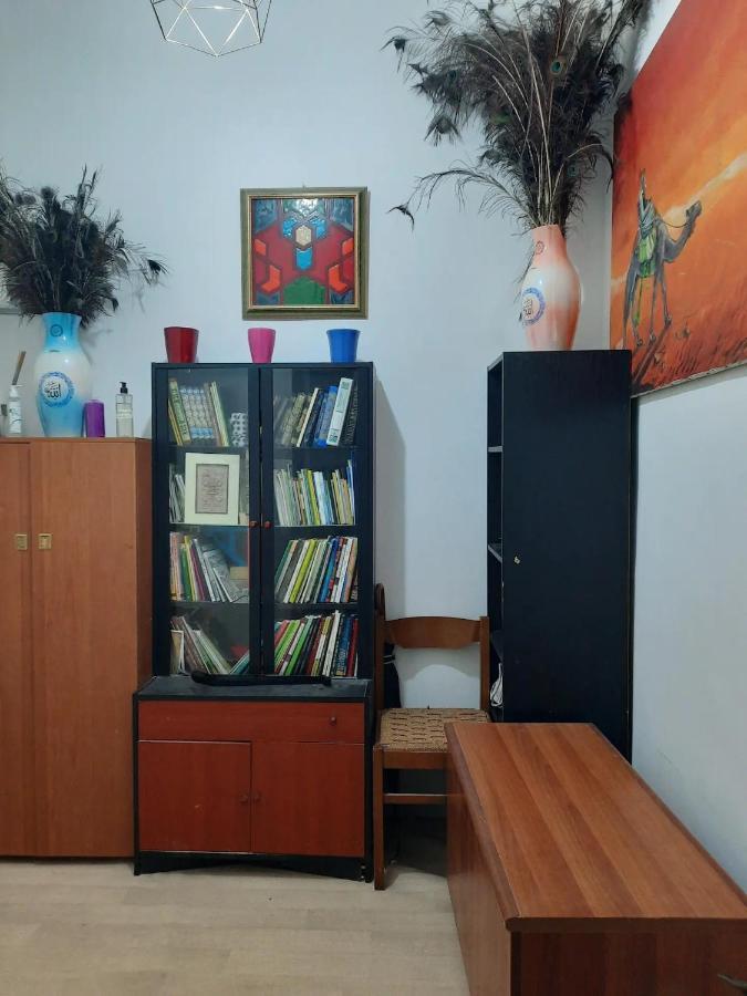 A Room In A Beautiful Apartment In The City Center Mailand Exterior foto